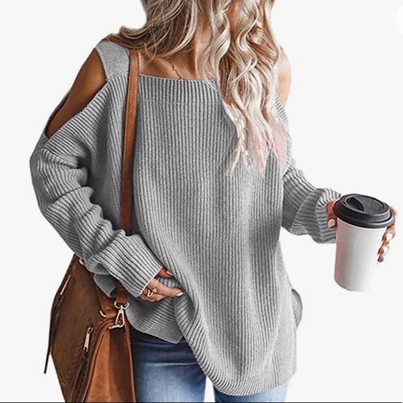 Woman cold shoulder oversized sweater knitted - Picture 5 of 9